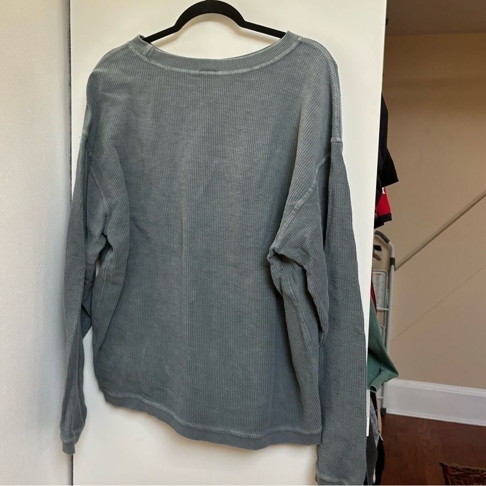 Alpha Phi Ribbed Crewneck Sz Large - Picture 4 of 4
